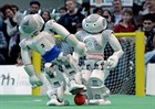 Роботы, играющие в футбол